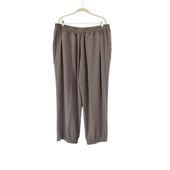 GO by GO SILK Parachute Capri Jogger Pant Carbon Size XL NWT - Picture 5 of 5